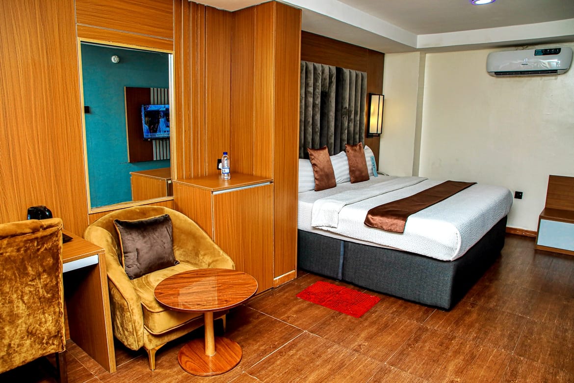 /web/uploads/116/Villa Toscana Lagos/room-photos/Business Room/business room 1.jpg
